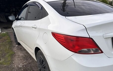 Hyundai Solaris II рестайлинг, 2014 год, 750 000 рублей, 15 фотография