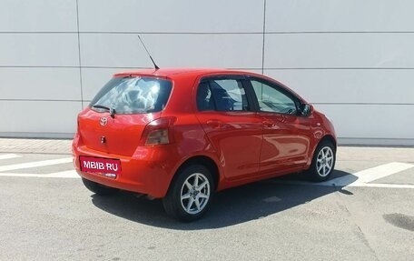 Toyota Yaris III рестайлинг, 2007 год, 620 000 рублей, 3 фотография