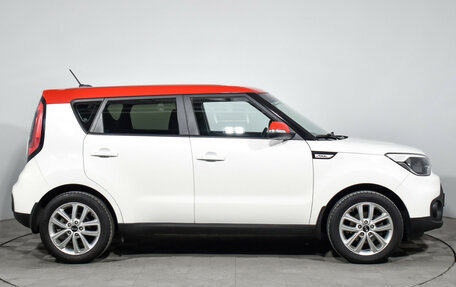 KIA Soul II рестайлинг, 2019 год, 1 550 000 рублей, 4 фотография