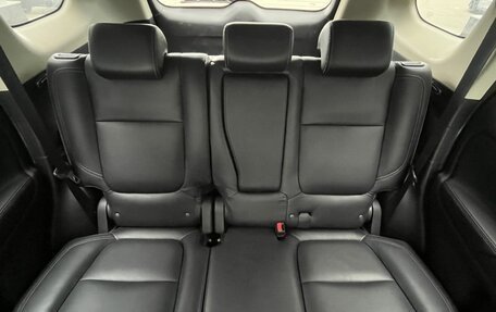 Mitsubishi Outlander III рестайлинг 3, 2019 год, 2 260 000 рублей, 14 фотография