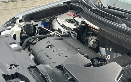 Mitsubishi Outlander III рестайлинг 3, 2019 год, 2 260 000 рублей, 17 фотография