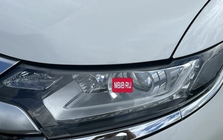 Mitsubishi Outlander III рестайлинг 3, 2019 год, 2 260 000 рублей, 19 фотография