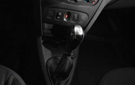 Renault Sandero II рестайлинг, 2019 год, 1 245 000 рублей, 16 фотография
