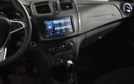 Renault Sandero II рестайлинг, 2019 год, 1 245 000 рублей, 19 фотография