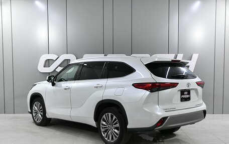 Toyota Highlander, 2024 год, 4 770 000 рублей, 2 фотография