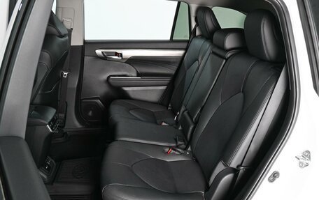 Toyota Highlander, 2024 год, 4 770 000 рублей, 10 фотография
