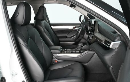 Toyota Highlander, 2024 год, 4 770 000 рублей, 8 фотография
