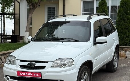 Chevrolet Niva I рестайлинг, 2013 год, 670 000 рублей, 1 фотография
