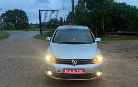 Volkswagen Golf VI, 2010 год, 570 000 рублей, 1 фотография