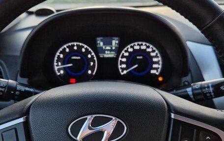 Hyundai Solaris II рестайлинг, 2011 год, 649 000 рублей, 10 фотография
