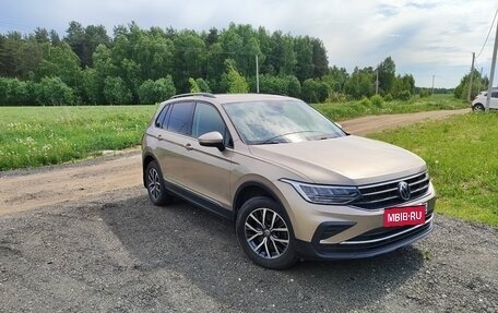 Volkswagen Tiguan II, 2021 год, 3 500 000 рублей, 9 фотография