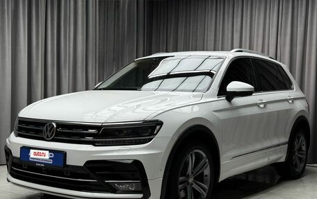 Volkswagen Tiguan II, 2019 год, 4 099 000 рублей, 3 фотография