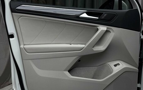 Volkswagen Tiguan II, 2019 год, 4 099 000 рублей, 28 фотография