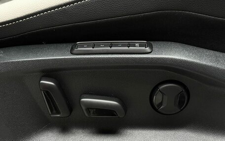 Volkswagen Tiguan II, 2019 год, 4 099 000 рублей, 33 фотография