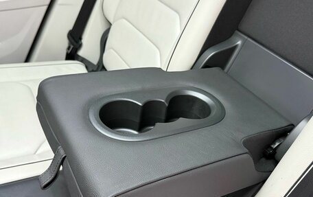 Volkswagen Tiguan II, 2019 год, 4 099 000 рублей, 36 фотография