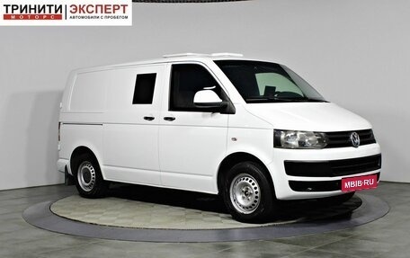 Volkswagen Transporter T5 рестайлинг, 2015 год, 1 795 000 рублей, 3 фотография