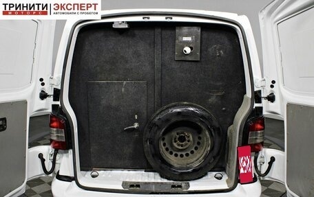 Volkswagen Transporter T5 рестайлинг, 2015 год, 1 795 000 рублей, 16 фотография