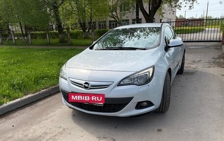 Opel Astra J, 2011 год, 740 000 рублей, 2 фотография