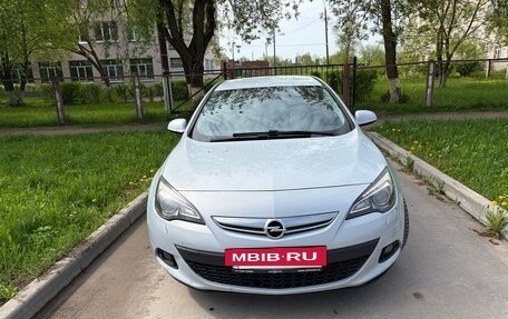 Opel Astra J, 2011 год, 740 000 рублей, 3 фотография