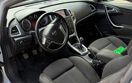 Opel Astra J, 2011 год, 740 000 рублей, 13 фотография