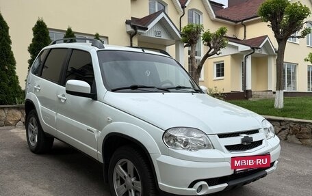 Chevrolet Niva I рестайлинг, 2013 год, 670 000 рублей, 8 фотография