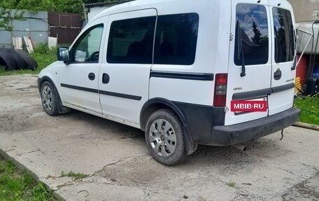 Opel Combo C, 2010 год, 400 000 рублей, 3 фотография