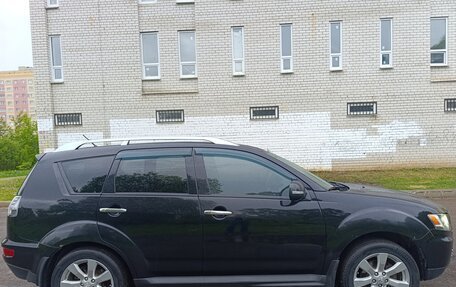 Mitsubishi Outlander III рестайлинг 3, 2010 год, 1 150 000 рублей, 11 фотография