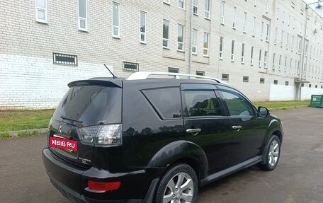 Mitsubishi Outlander III рестайлинг 3, 2010 год, 1 150 000 рублей, 7 фотография
