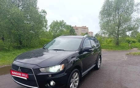 Mitsubishi Outlander III рестайлинг 3, 2010 год, 1 150 000 рублей, 8 фотография