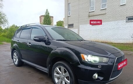 Mitsubishi Outlander III рестайлинг 3, 2010 год, 1 150 000 рублей, 10 фотография