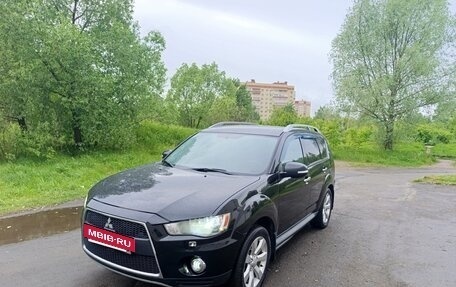 Mitsubishi Outlander III рестайлинг 3, 2010 год, 1 150 000 рублей, 9 фотография