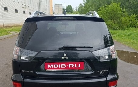 Mitsubishi Outlander III рестайлинг 3, 2010 год, 1 150 000 рублей, 15 фотография