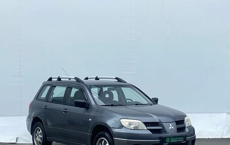 Mitsubishi Outlander III рестайлинг 3, 2007 год, 550 000 рублей, 3 фотография