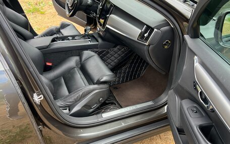 Volvo V90 Cross Country I рестайлинг, 2019 год, 3 350 000 рублей, 10 фотография