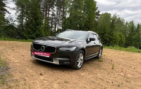 Volvo V90 Cross Country I рестайлинг, 2019 год, 3 350 000 рублей, 7 фотография
