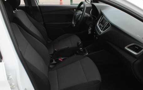 Hyundai Solaris II рестайлинг, 2019 год, 1 520 000 рублей, 19 фотография