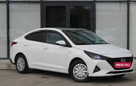 Hyundai Solaris II рестайлинг, 2021 год, 1 300 000 рублей, 3 фотография