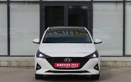 Hyundai Solaris II рестайлинг, 2021 год, 1 300 000 рублей, 2 фотография