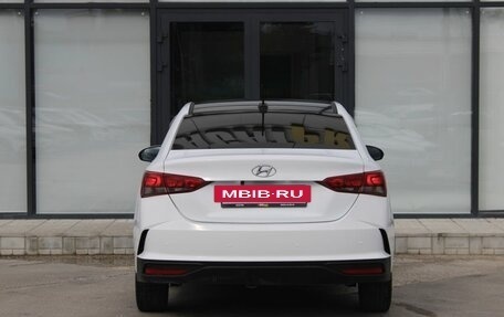 Hyundai Solaris II рестайлинг, 2021 год, 1 300 000 рублей, 8 фотография