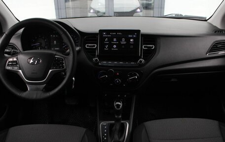 Hyundai Solaris II рестайлинг, 2021 год, 1 300 000 рублей, 19 фотография