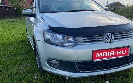 Volkswagen Polo VI (EU Market), 2011 год, 650 000 рублей, 1 фотография