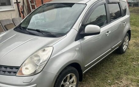 Nissan Note II рестайлинг, 2007 год, 450 000 рублей, 2 фотография