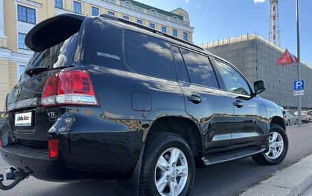 Toyota Land Cruiser 200, 2011 год, 2 750 000 рублей, 7 фотография
