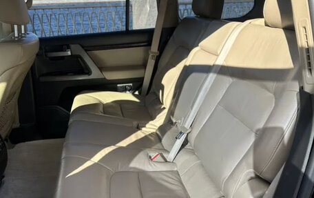 Toyota Land Cruiser 200, 2011 год, 2 750 000 рублей, 14 фотография