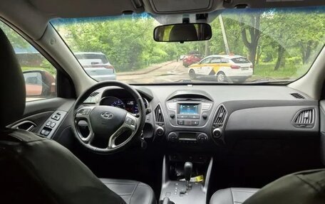 Hyundai ix35 I рестайлинг, 2014 год, 1 000 000 рублей, 11 фотография