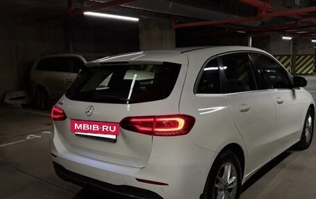 Mercedes-Benz B-Класс, 2019 год, 2 200 000 рублей, 5 фотография