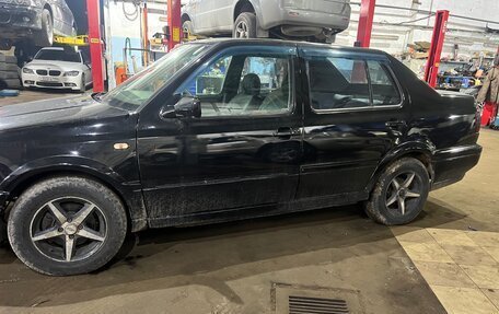 Volkswagen Vento, 1997 год, 120 000 рублей, 3 фотография