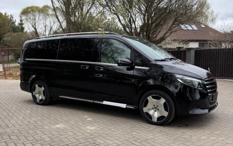 Mercedes-Benz V-Класс, 2026 год, 13 600 000 рублей, 4 фотография