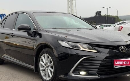 Toyota Camry, 2021 год, 2 740 000 рублей, 1 фотография