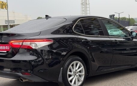 Toyota Camry, 2021 год, 2 740 000 рублей, 4 фотография